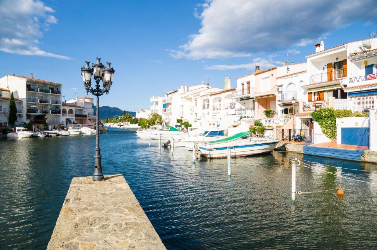 Precioso Apartamento Welcs 006 Con Balcon Apartman Empuriabrava Kültér fotó